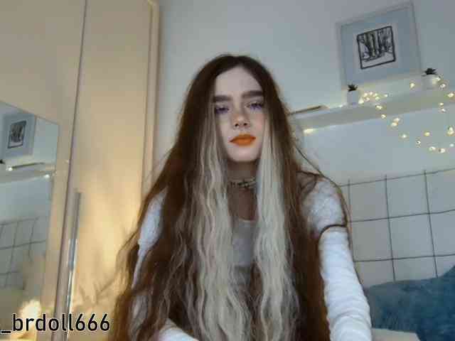 BrokenDoll666