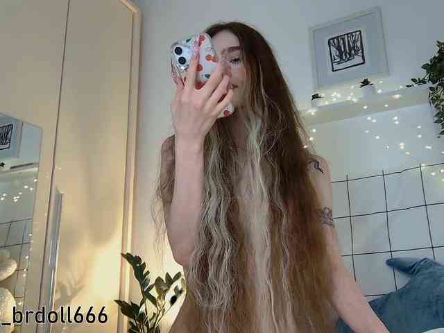 BrokenDoll666