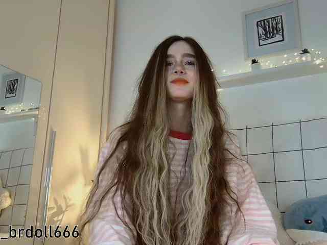 BrokenDoll666
