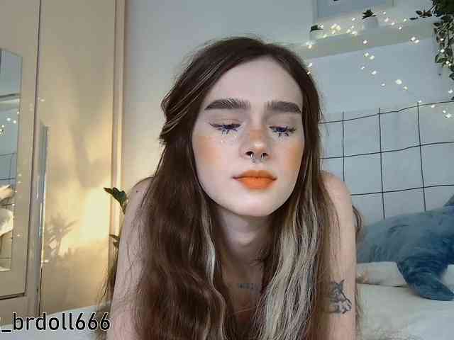 Модель: BrokenDoll666