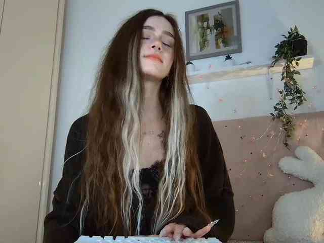 Модель: BrokenDoll666