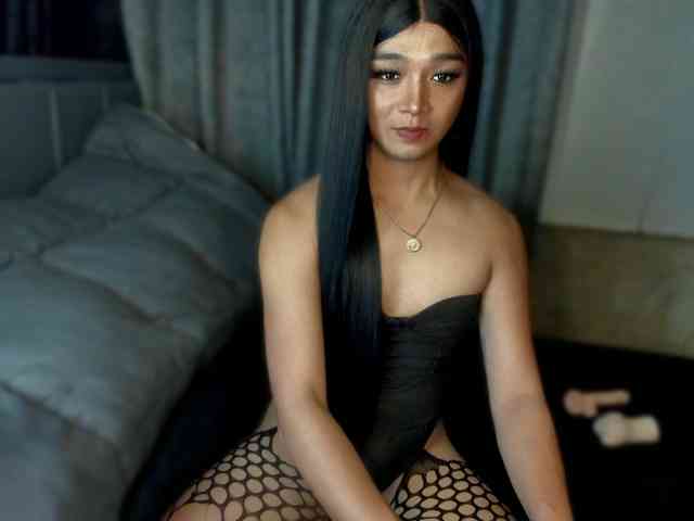 TrinityFucksYou Sex Cam Show