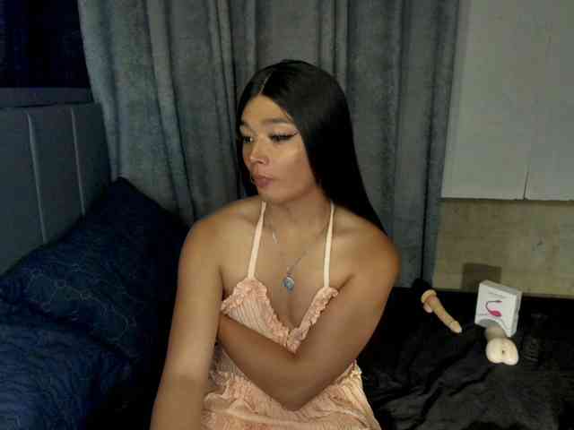 TrinityFucksYou Live Webcam on BongaCams