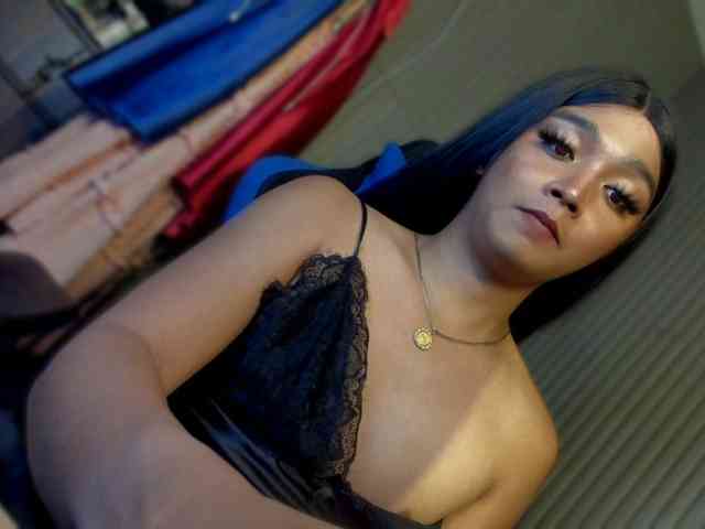 TrinityFucksYou Sex Cam Show