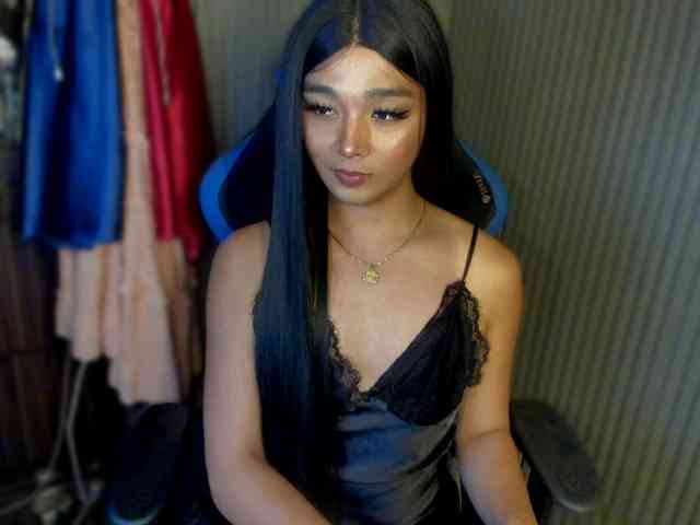TrinityFucksYou Sex Cam Show