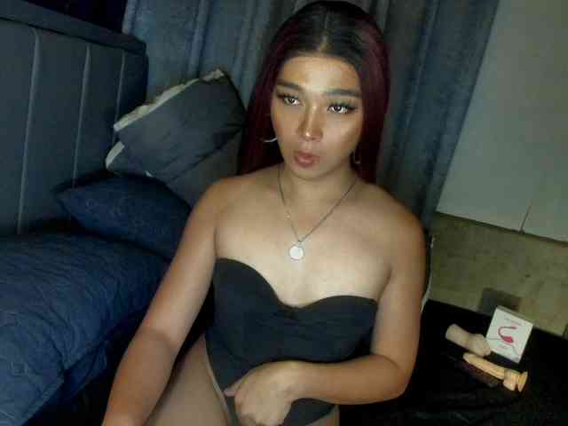 TrinityFucksYou Live Webcam on BongaCams