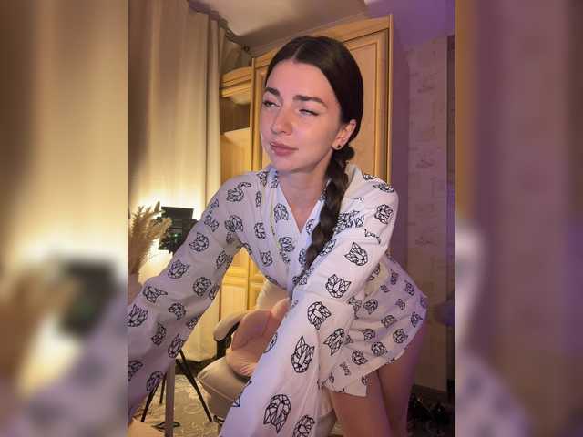-Saharochek- live cam on BongaCams