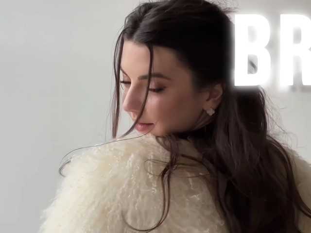 -Saharochek- live cam on BongaCams