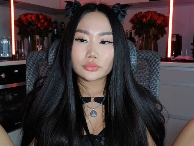 kisadia live cam on BongaCams