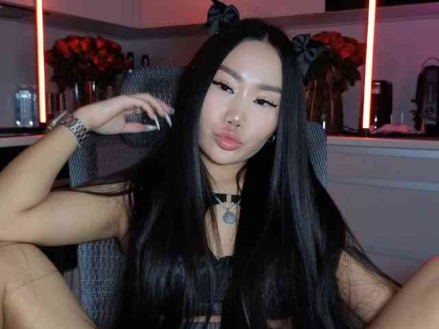 ZoraCharm webcam