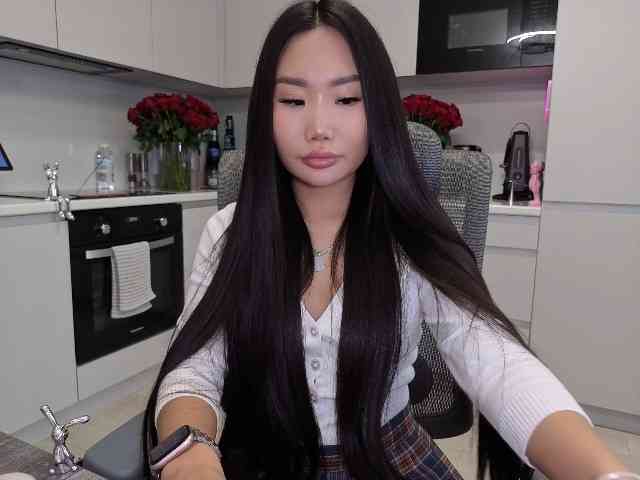 ZoraCharm webcam