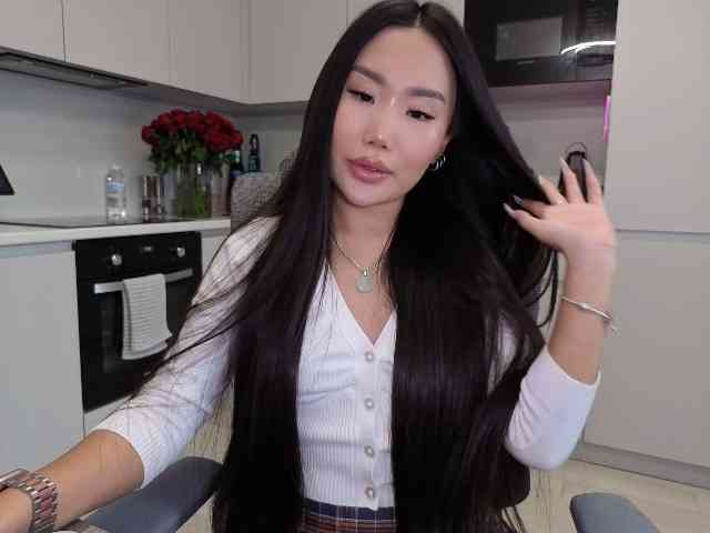 ZoraCharm webcam