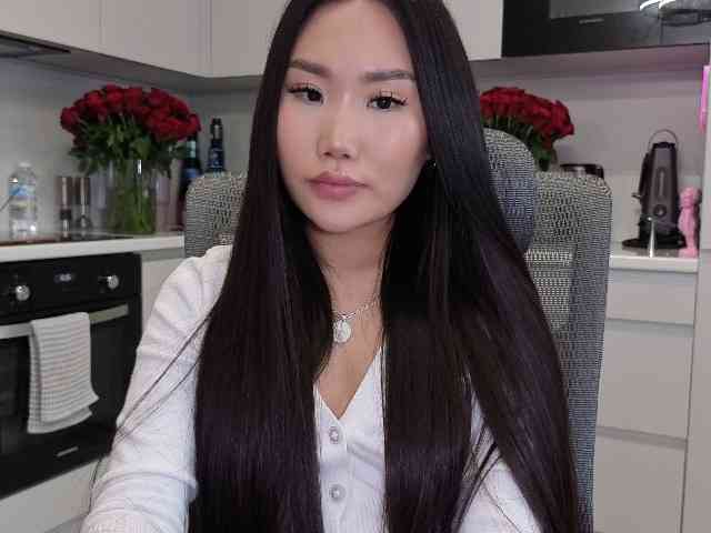 ZoraCharm webcam