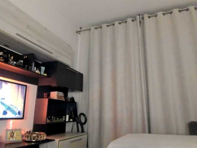 Kittyhungry live cam on BongaCams