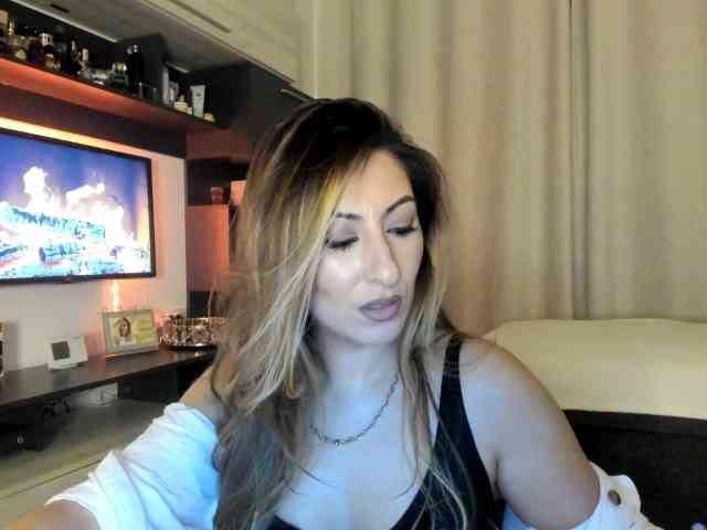 Kittyhungry webcam