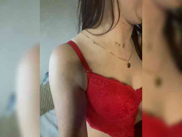 MilaaMarkk webcam