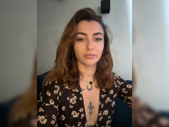 WILDGIRL live cam