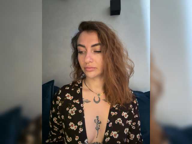 WILDGIRL live webcam show