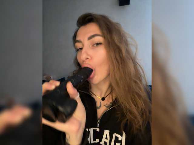 wildgirl live sex show