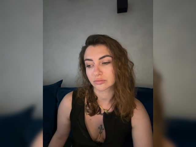 WILDGIRL live webcam show