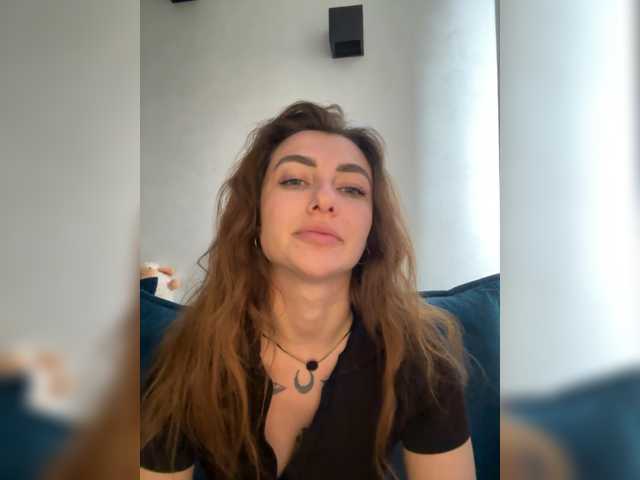 WILDGIRL's BongaCams show and profile