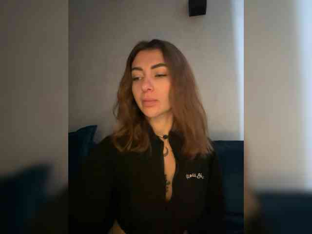 WILDGIRL webcam