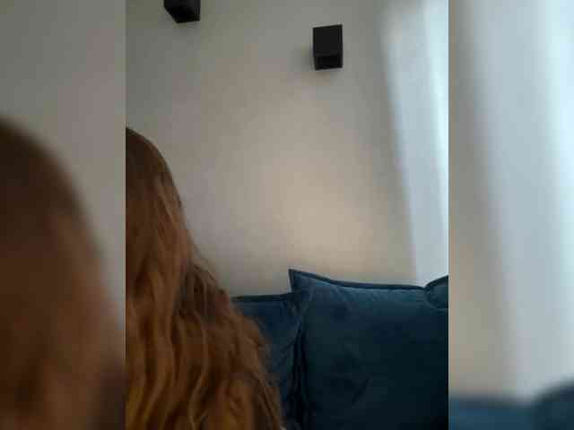 WILDGIRL webcam