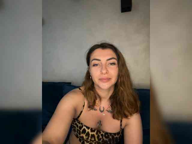 WILDGIRL webcam