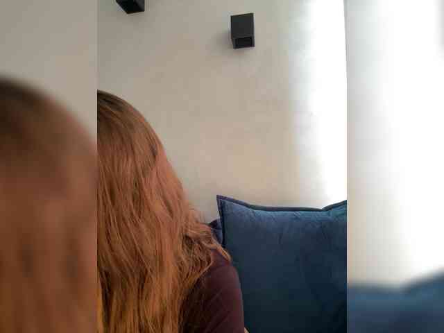 WILDGIRL webcam