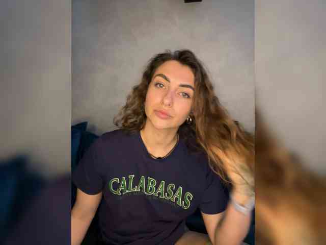WILDGIRL webcam