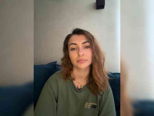 WILDGIRL webcam