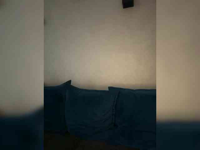 WILDGIRL webcam