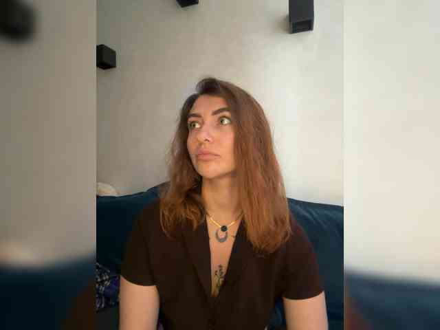 WILDGIRL webcam