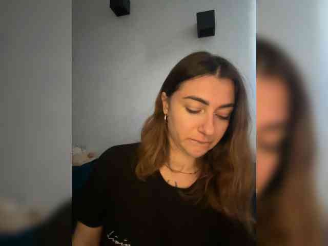 WILDGIRL webcam