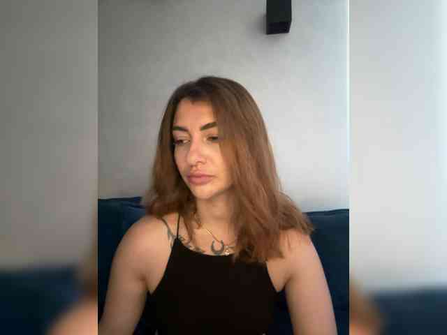 WILDGIRL webcam
