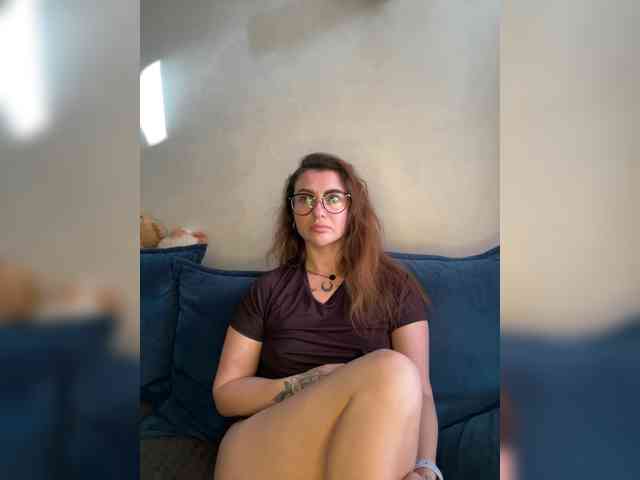 WILDGIRL webcam