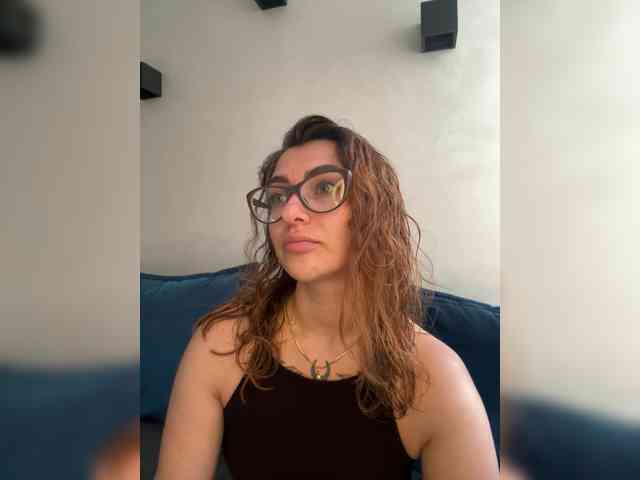 WILDGIRL webcam