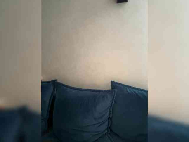 WILDGIRL webcam
