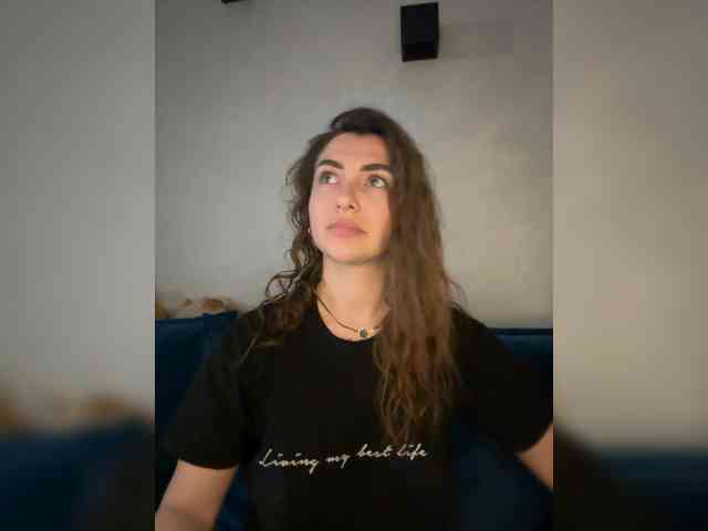 WILDGIRL webcam