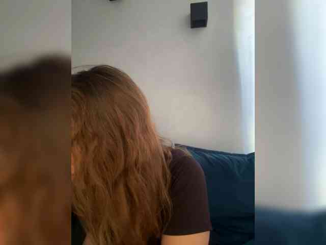 WILDGIRL webcam