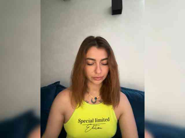 WILDGIRL webcam