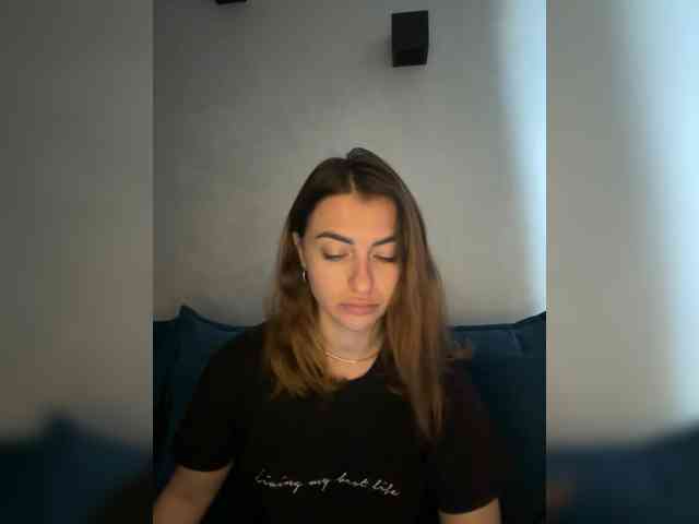 WILDGIRL webcam