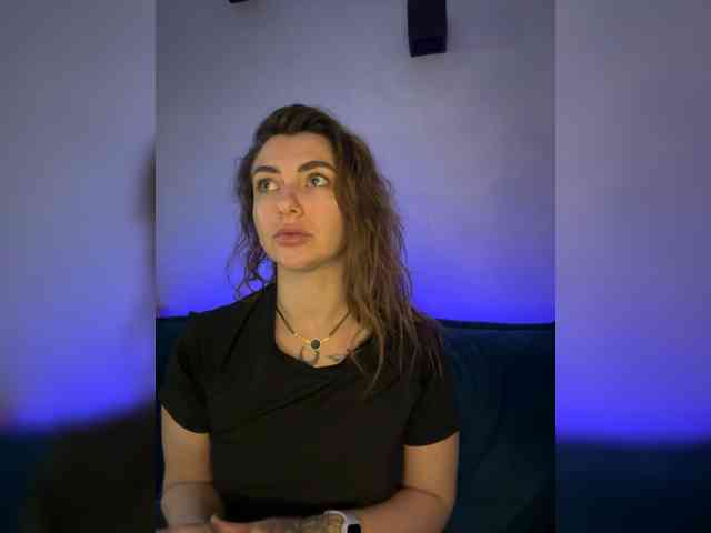 WILDGIRL webcam