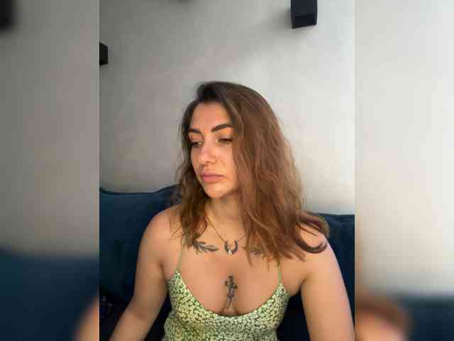 WILDGIRL webcam