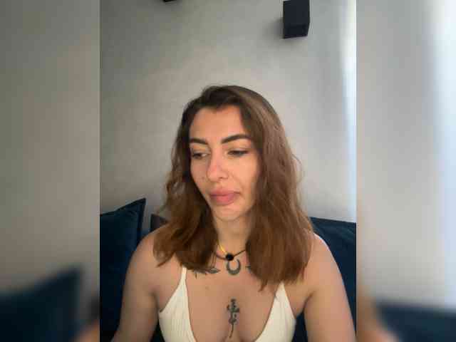 WILDGIRL webcam