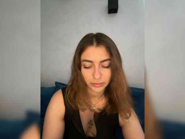 WILDGIRL webcam