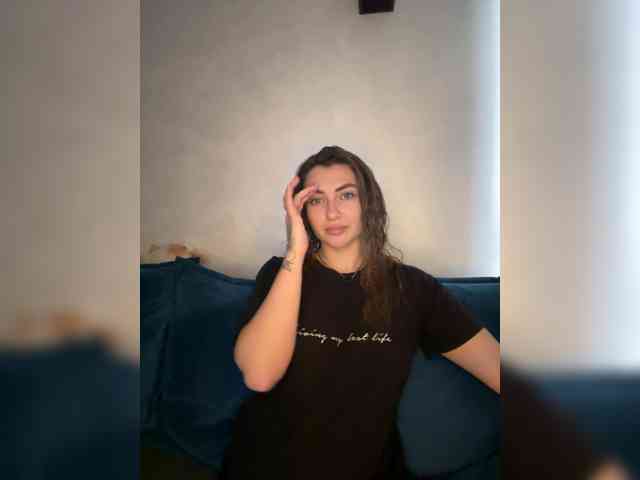 WILDGIRL webcam