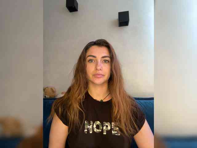 WILDGIRL webcam