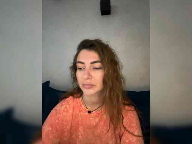 WILDGIRL webcam