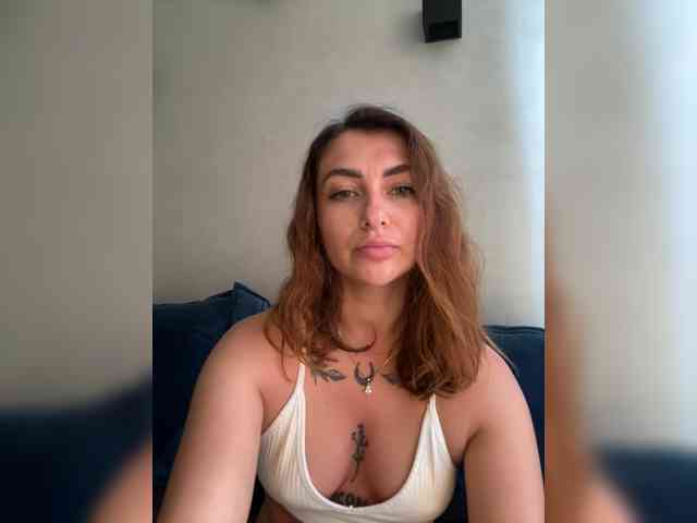 WILDGIRL webcam